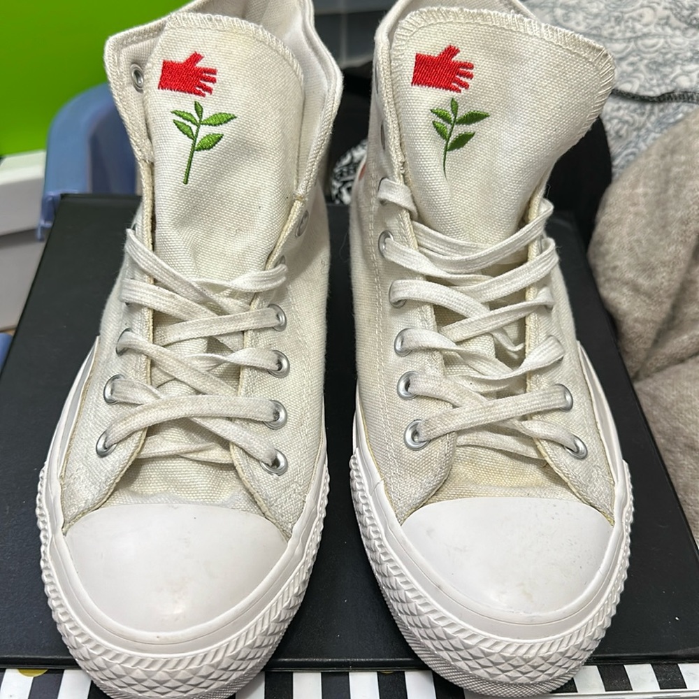 off white Kenny Anderson x chocolate converse men’s 8